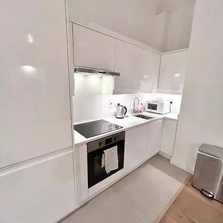 2 Bed Apartment In City Centre Dublin Exterior photo